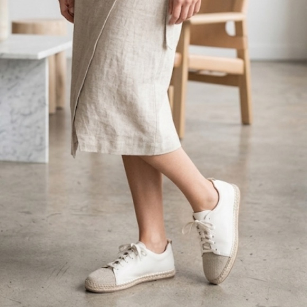Matt & Nat Lace Up Shoes MAIA Size 8 Vegan Espadrille Runners Cream Leather - Picture 1 of 10